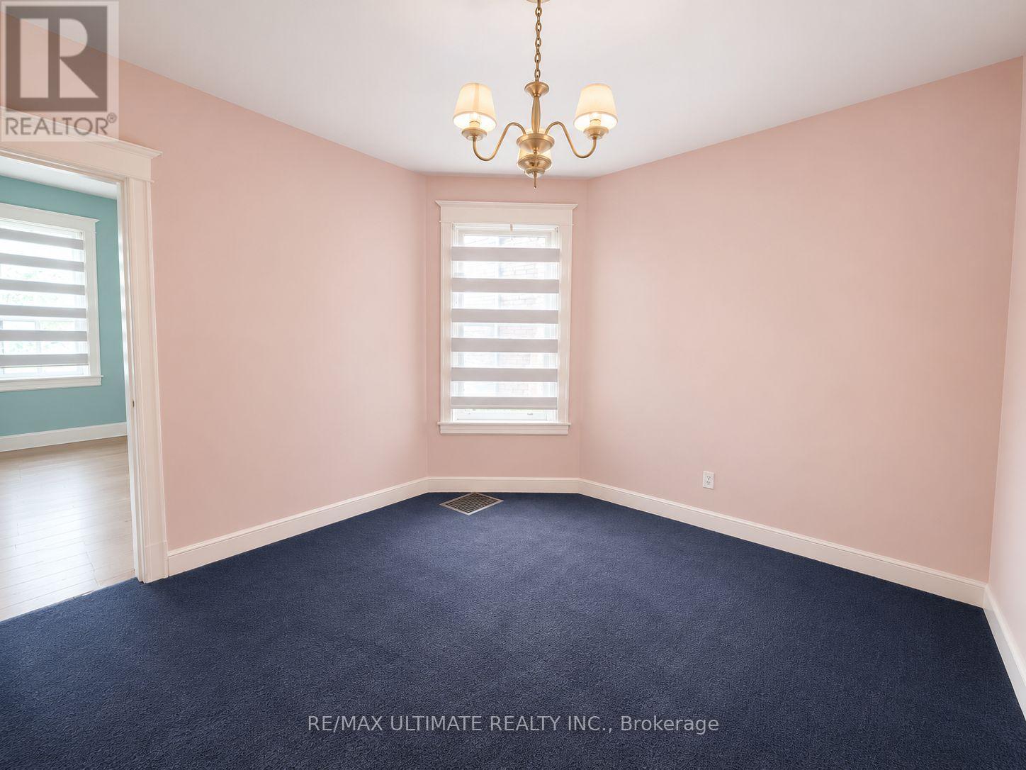 678 Euclid Avenue, Toronto, Ontario  M6G 2T7 - Photo 5 - C13474082