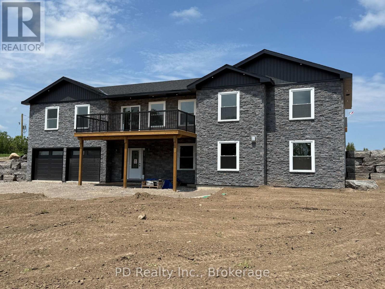 2467 Queen Mary Street, Cavan Monaghan, Ontario  L0A 1C0 - Photo 2 - X12954766