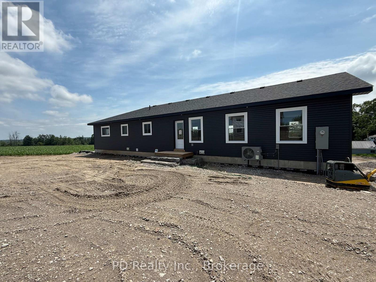 2467 Queen Mary Street, Cavan Monaghan, Ontario  L0A 1C0 - Photo 42 - X12954766