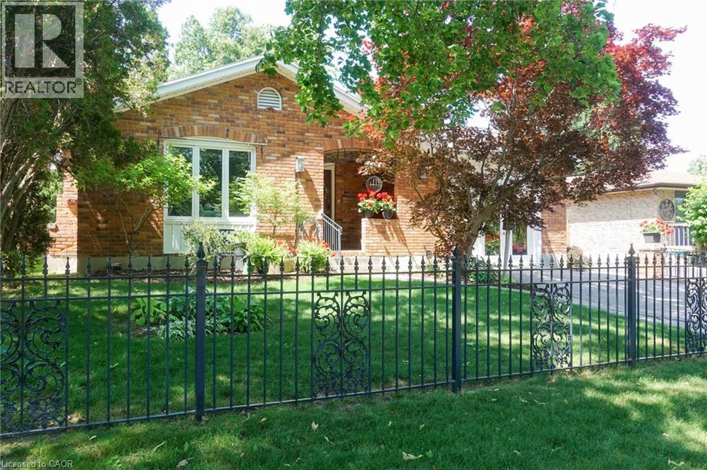 13 Kelly Avenue, Simcoe, Ontario N3Y 4V6 - Photo 2 - 40844509