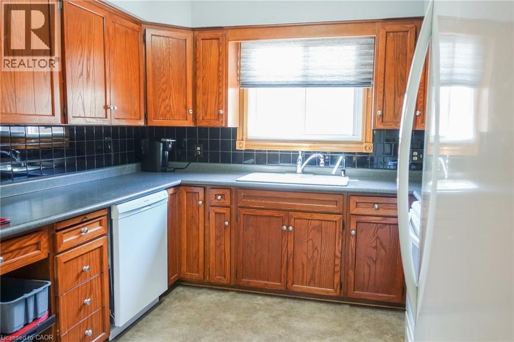 13 Kelly Avenue, Simcoe, Ontario N3Y 4V6 - Photo 11 - 40844509