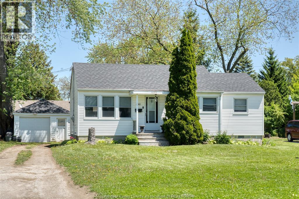 4062 Roseland Drive East, Windsor, Ontario N9G 1Y4 - Photo 2 - 26016169