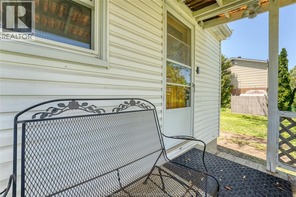 4062 Roseland Drive East, Windsor, Ontario N9G 1Y4 - Photo 30 - 26016169