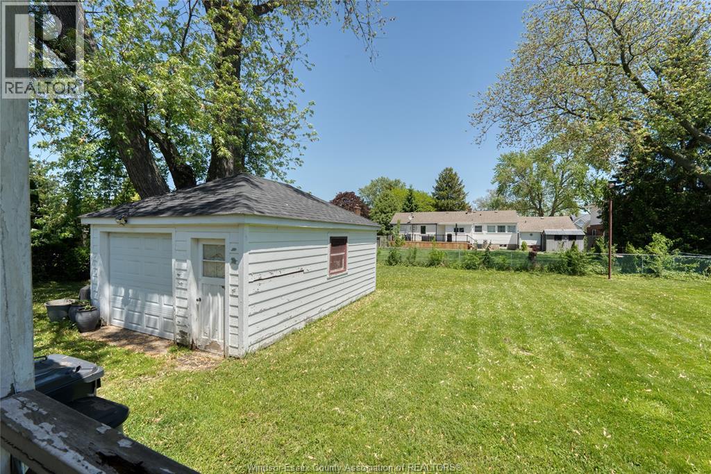 4062 Roseland Drive East, Windsor, Ontario N9G 1Y4 - Photo 31 - 26016169