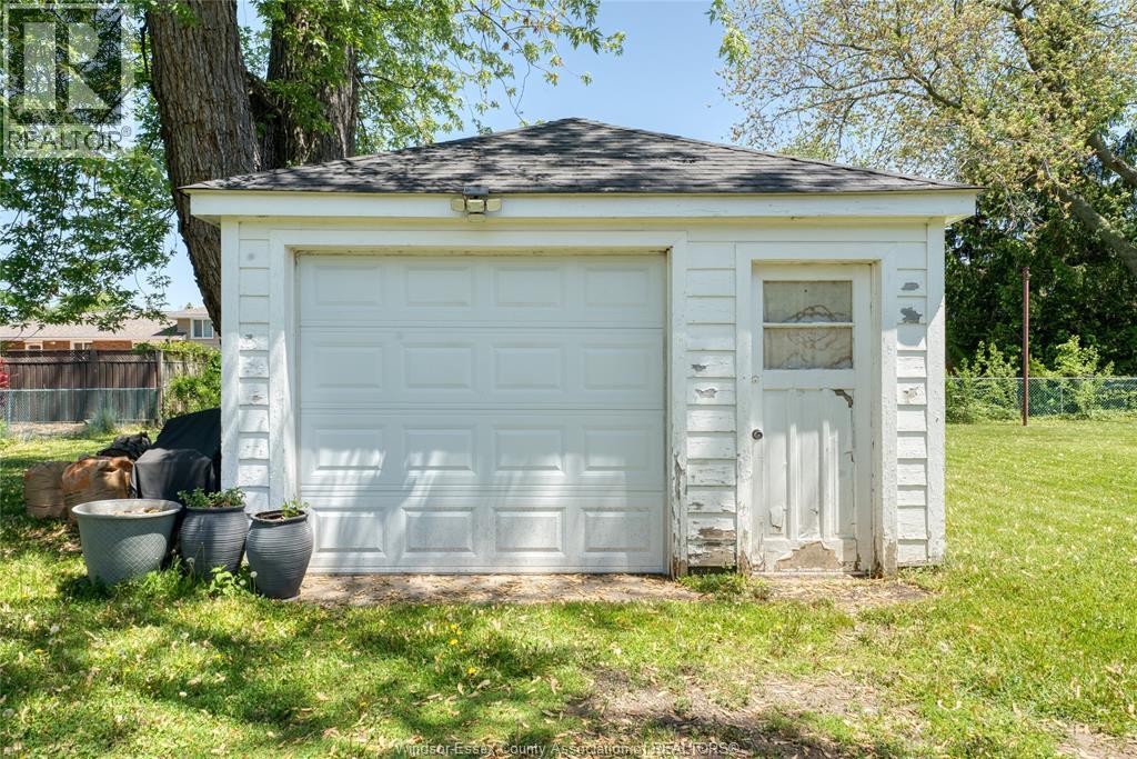 4062 Roseland Drive East, Windsor, Ontario N9G 1Y4 - Photo 36 - 26016169