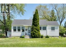 4062 ROSELAND DRIVE East, Windsor, Ontario