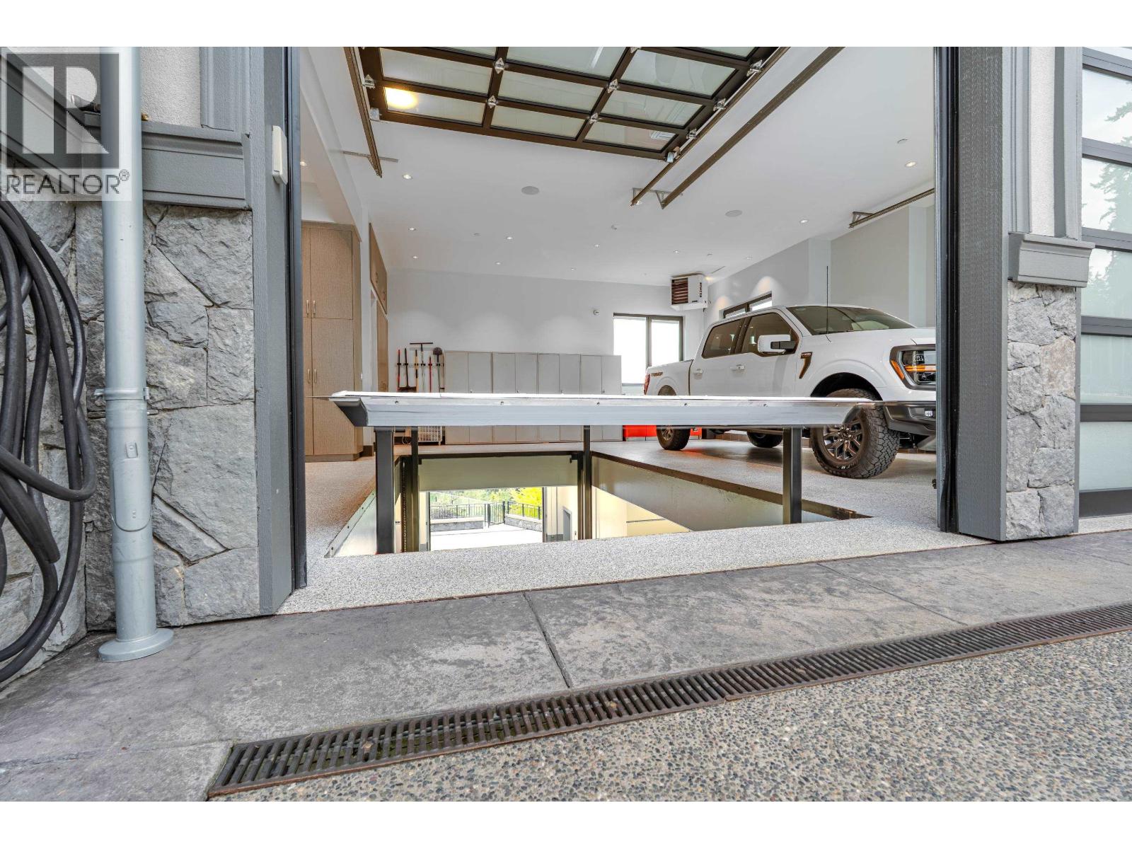 1450 Crystal Creek Drive, Anmore, British Columbia  V3H 0A3 - Photo 28 - R3142937