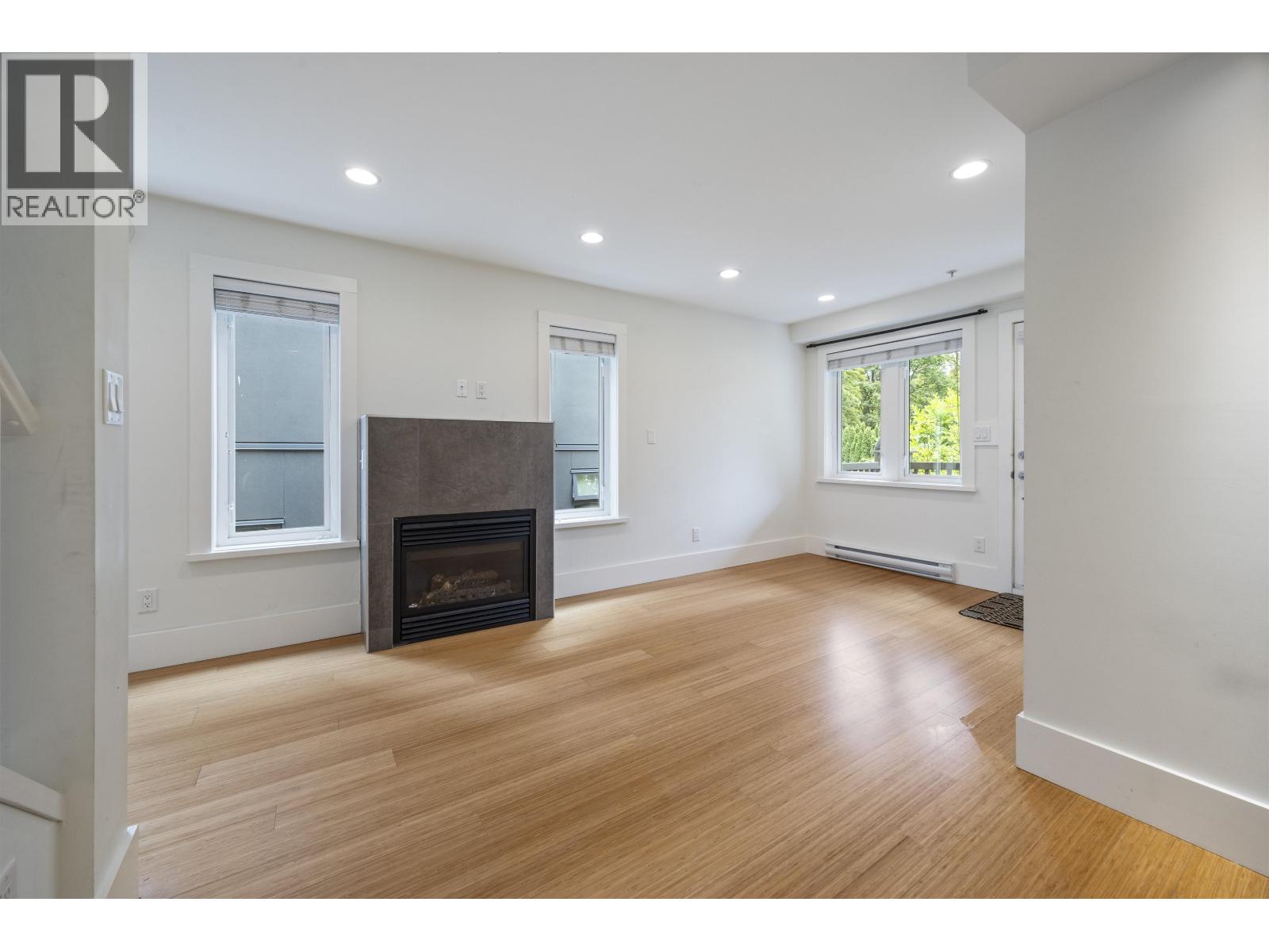 67 E 16th Avenue, Vancouver, British Columbia  V5T 2T1 - Photo 4 - R3142958
