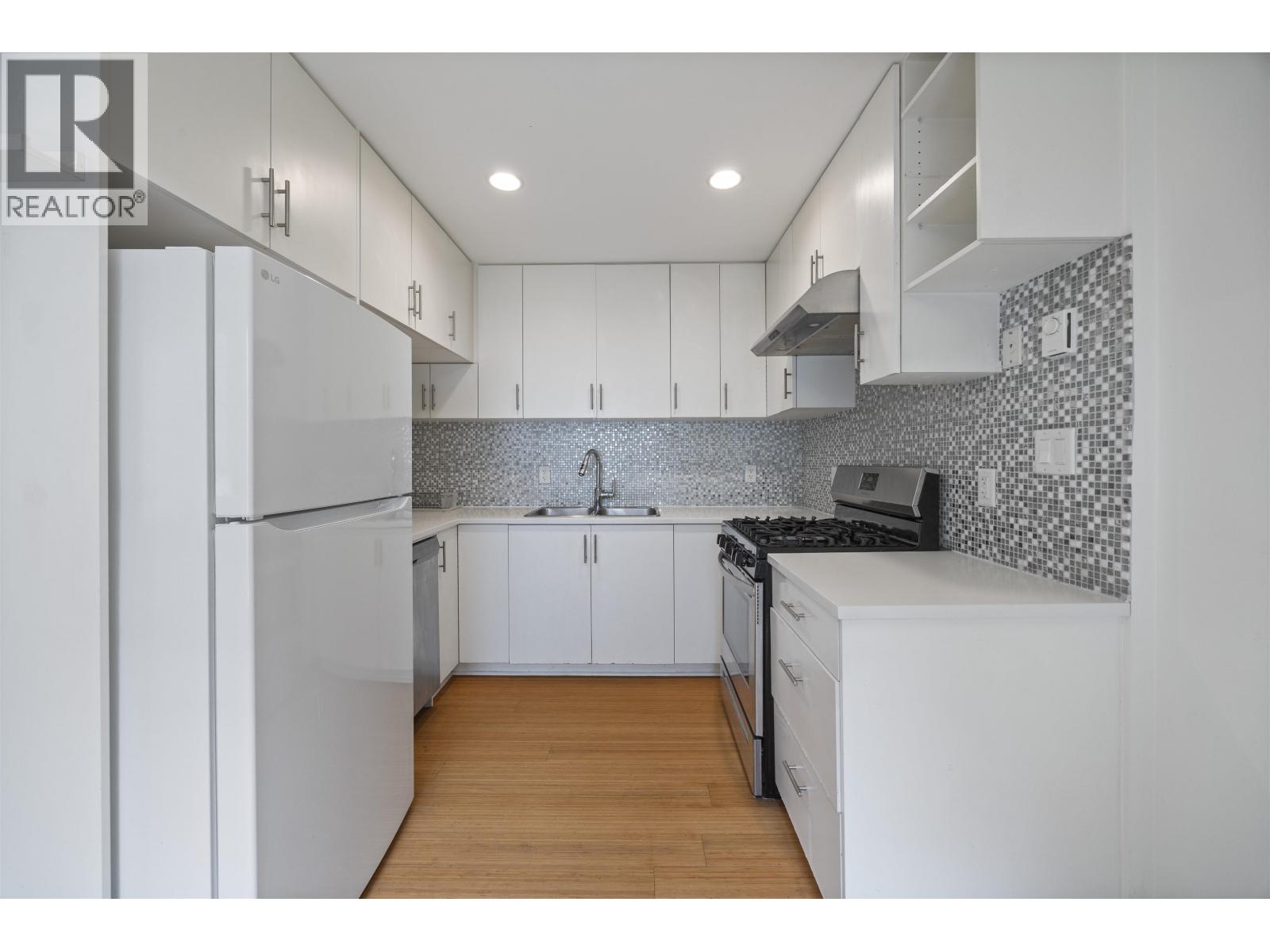 67 E 16th Avenue, Vancouver, British Columbia  V5T 2T1 - Photo 6 - R3142958