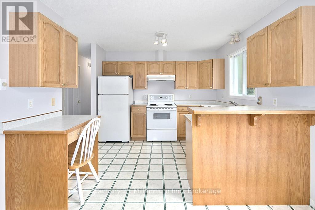 46 Royal Beech Drive, Wasaga Beach, Ontario  L9Z 1H2 - Photo 17 - S13528380