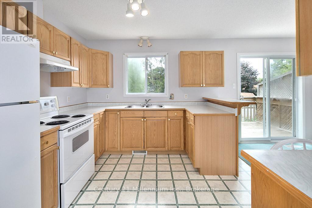 46 Royal Beech Drive, Wasaga Beach, Ontario  L9Z 1H2 - Photo 18 - S13528380