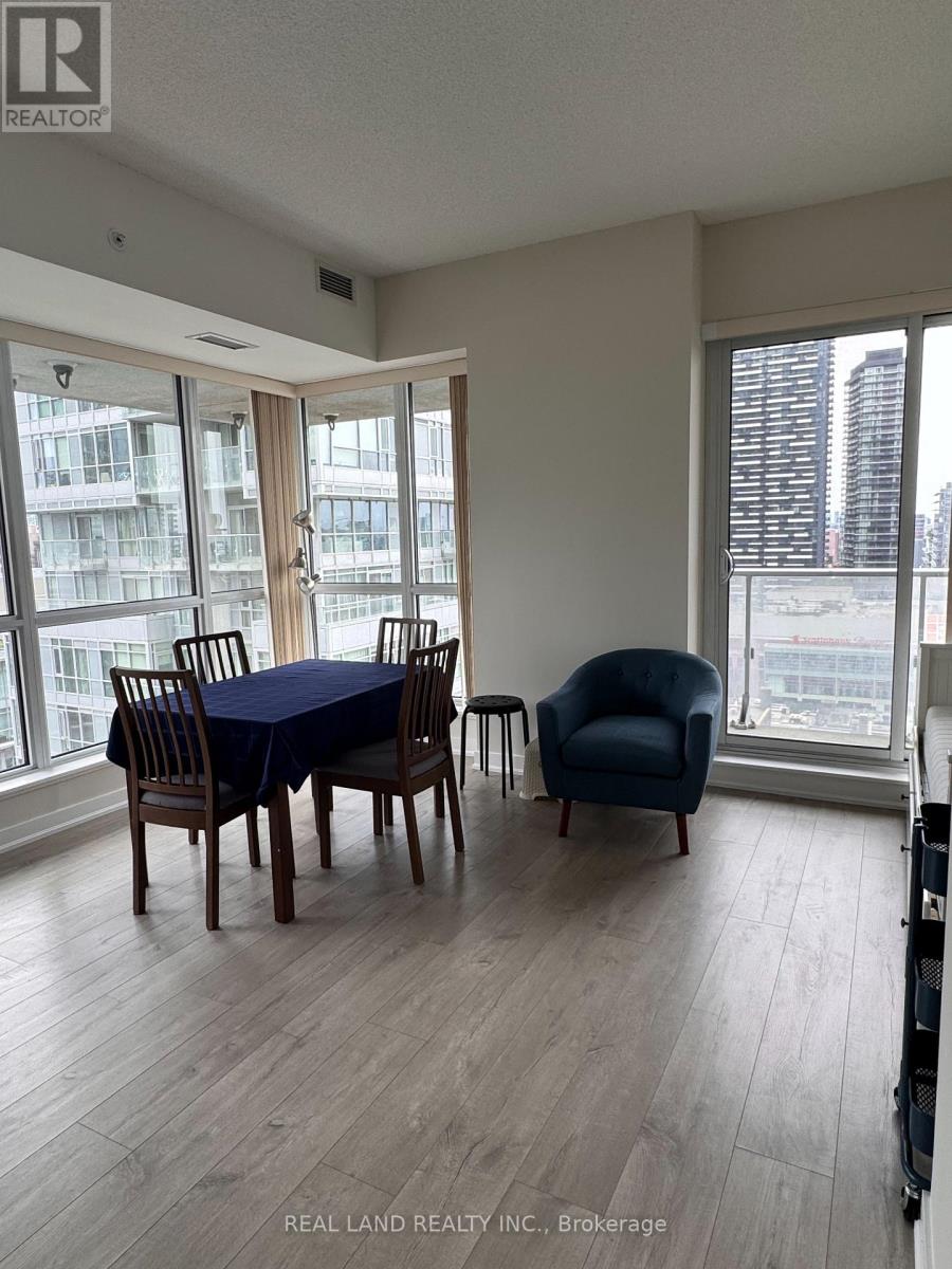 1806 - 199 Richmond Street W, Toronto, Ontario M5V 0H4 - Photo 10 - C13528264