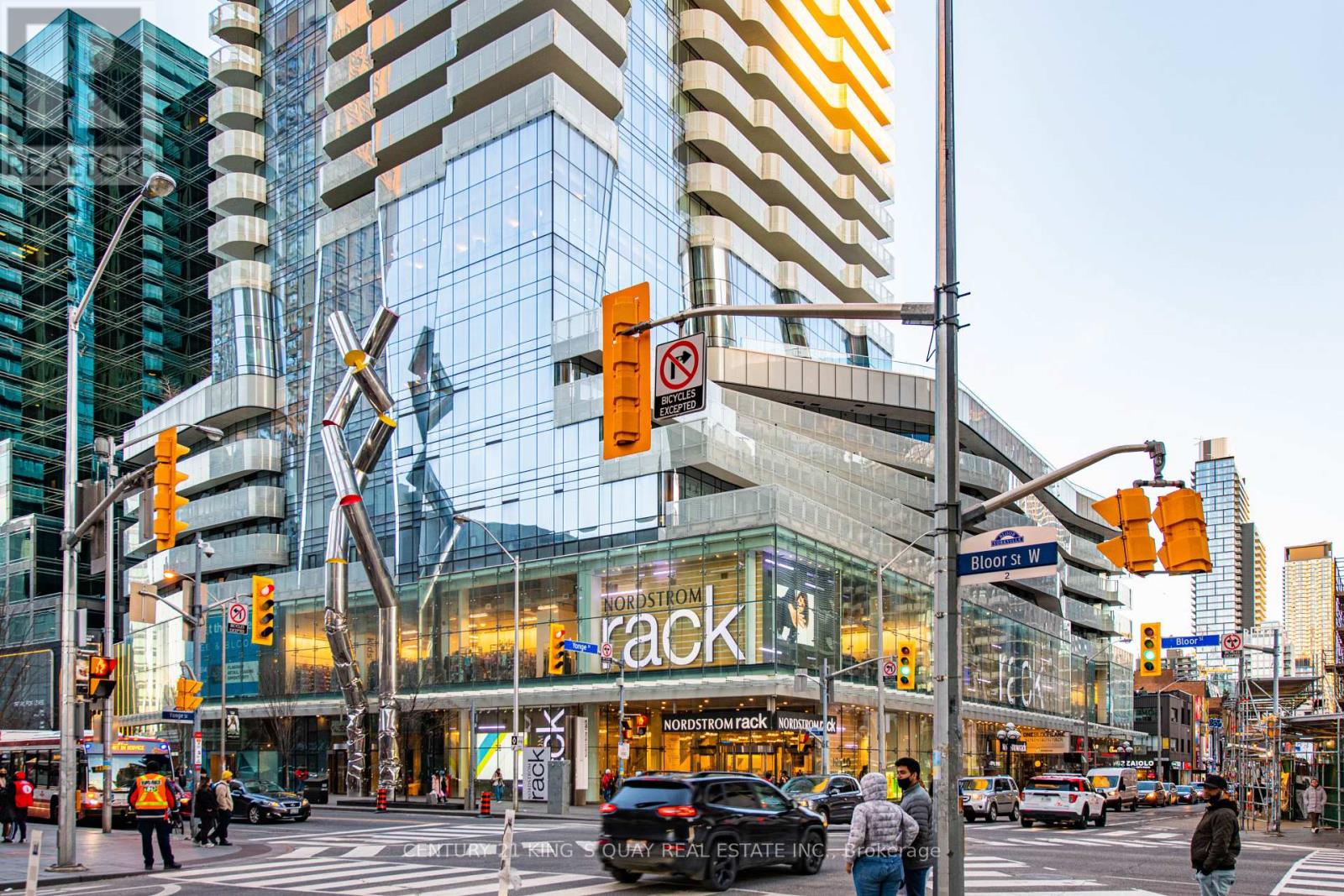 1708 - 1 Bloor Street E, Toronto, Ontario  M4W 0A8 - Photo 4 - C13528362