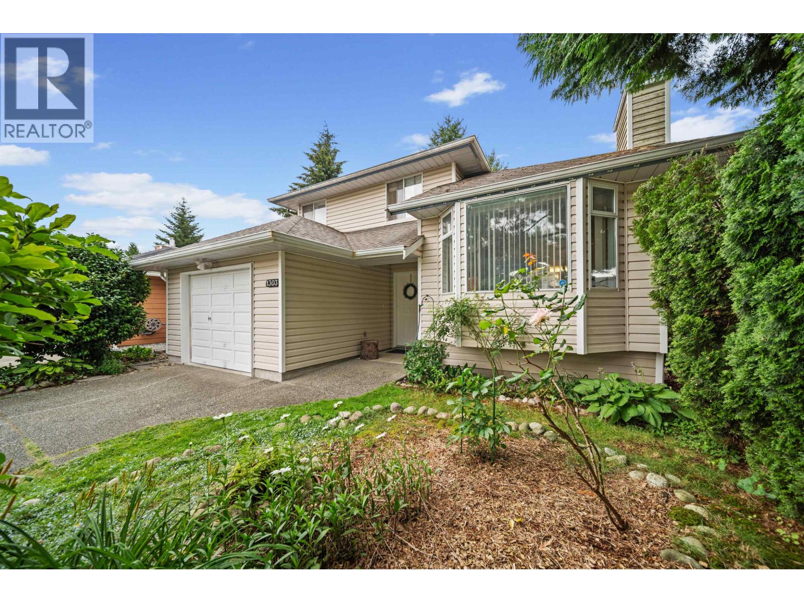 1303 Nestor Street, Coquitlam, British Columbia  V3E 1V5 - Photo 2 - R3142858