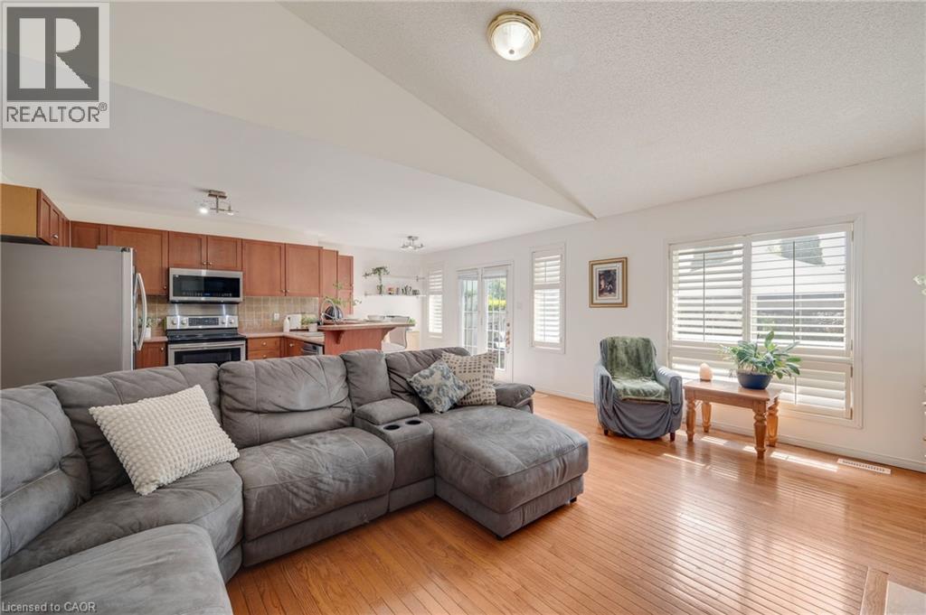 409 Jacqueline Boulevard, Hamilton, Ontario  L9B 2T4 - Photo 14 - 40845277