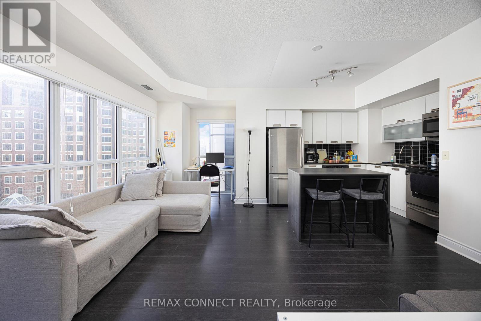 1012 - 28 Ted Rogers Way, Toronto, Ontario  M4Y 2J4 - Photo 3 - C13528388