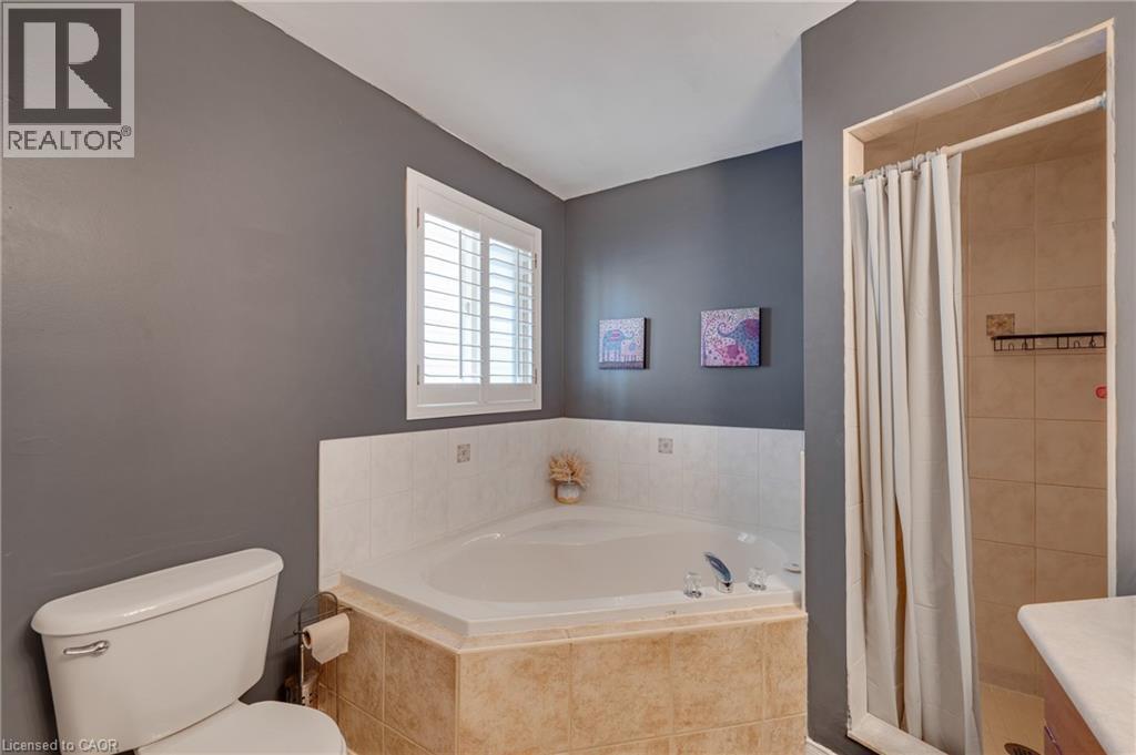 409 Jacqueline Boulevard, Hamilton, Ontario  L9B 2T4 - Photo 19 - 40845277