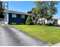 <div class="price">$279,000</div> 7 Forest Road<br>Grand Falls-Windsor, Newfoundland & Labrador<br><div class='bed_bath'>3 Bed | 1 Bath</div>
