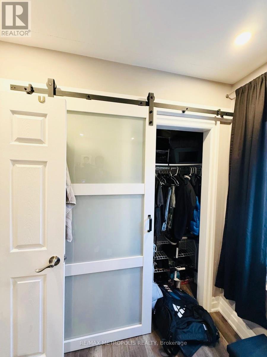 Main & Upper - 383 Coxwell Avenue, Toronto, Ontario  M4L 3B8 - Photo 30 - E13528258