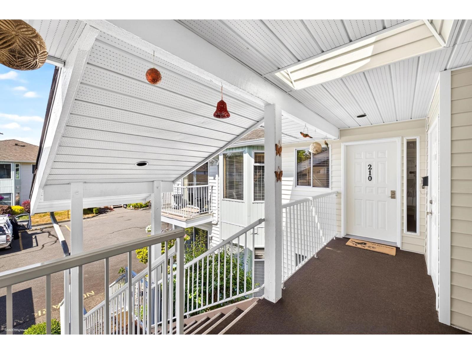 210 7156 121 Street, Surrey, British Columbia  V3W 0J6 - Photo 32 - R3142912
