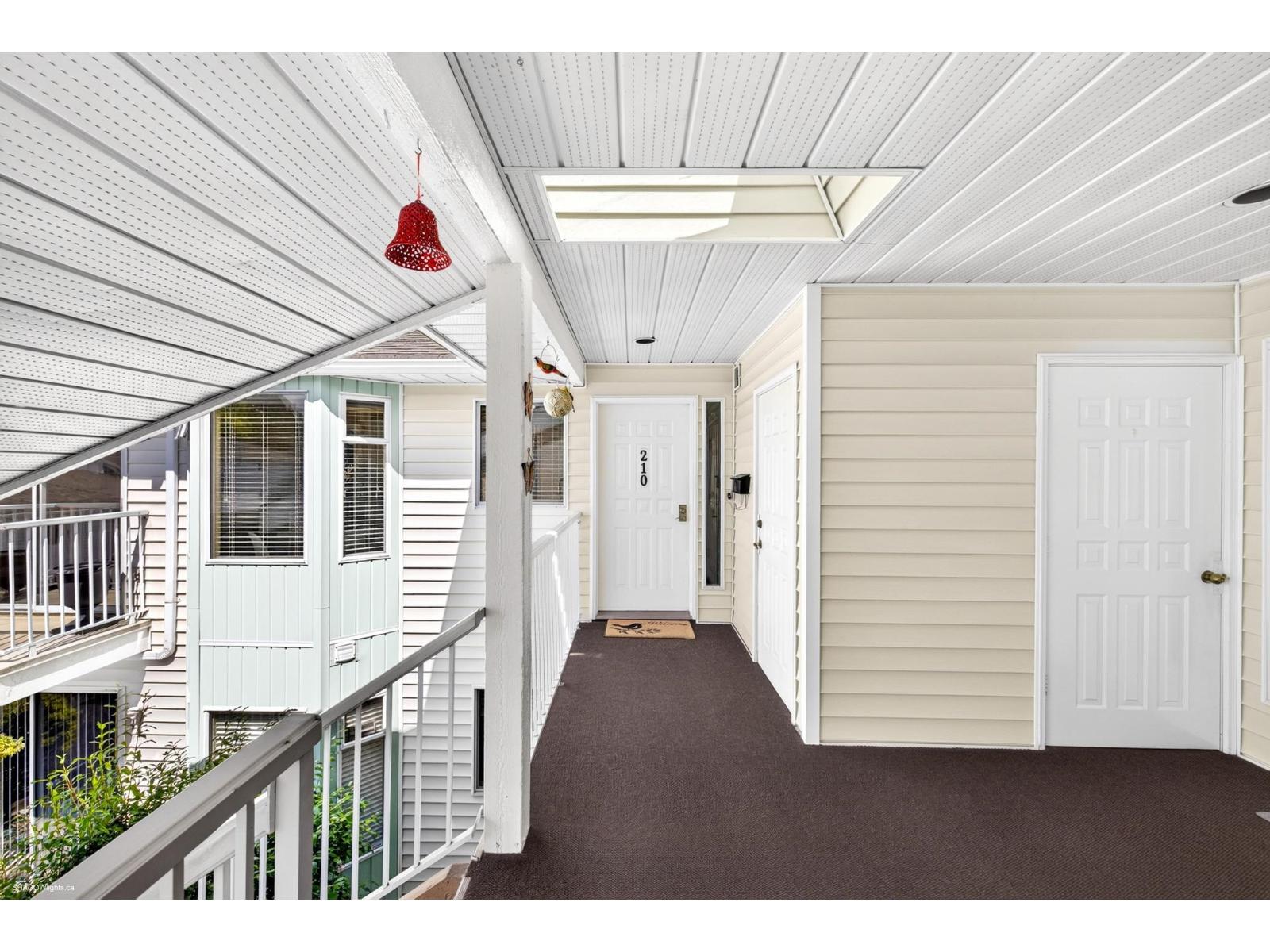 210 7156 121 Street, Surrey, British Columbia  V3W 0J6 - Photo 33 - R3142912