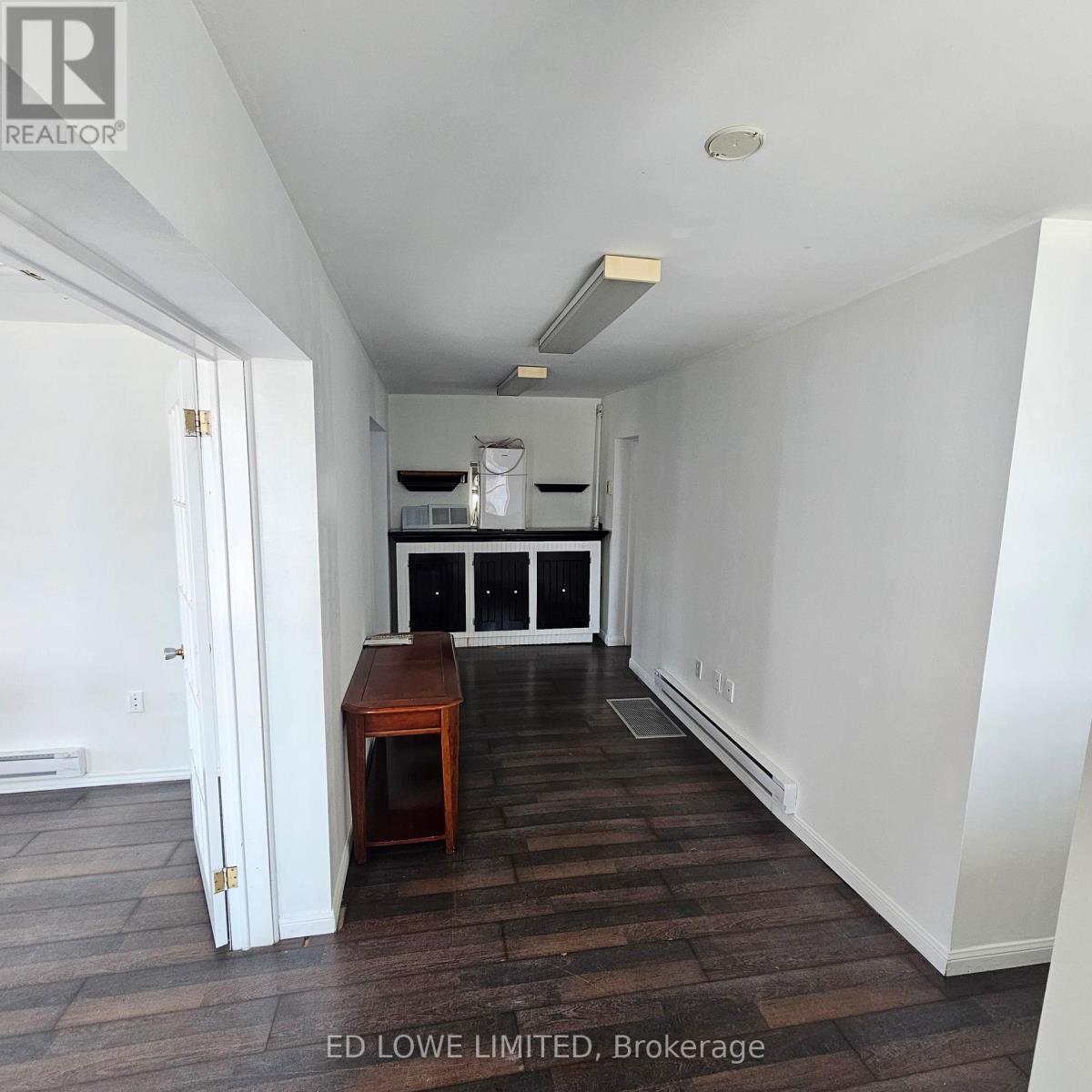 33 Maple Avenue, Barrie, Ontario  L4N 1R7 - Photo 4 - S13473222