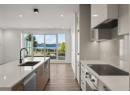 3340 Lakeshore Drive Unit# 306, Kelowna, BC V1W 0H6