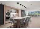 3340 Lakeshore Drive Unit# 306, Kelowna, BC V1W 0H6