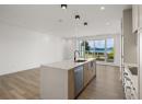 3340 Lakeshore Drive Unit# 306, Kelowna, BC V1W 0H6