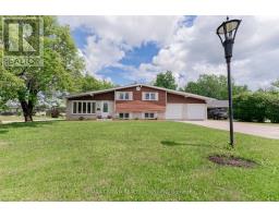 11 KENT PLACE, Kapuskasing, Ontario