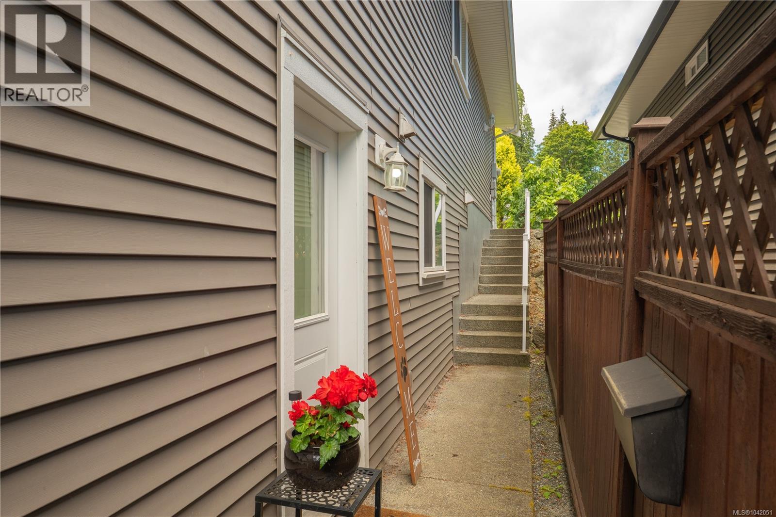 Listing image 72