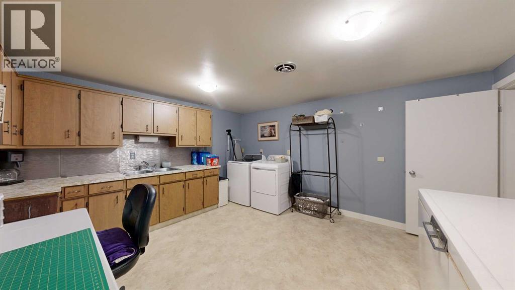 4901 52 Street, Stettler, Alberta  T0C 2L0 - Photo 39 - A2326214