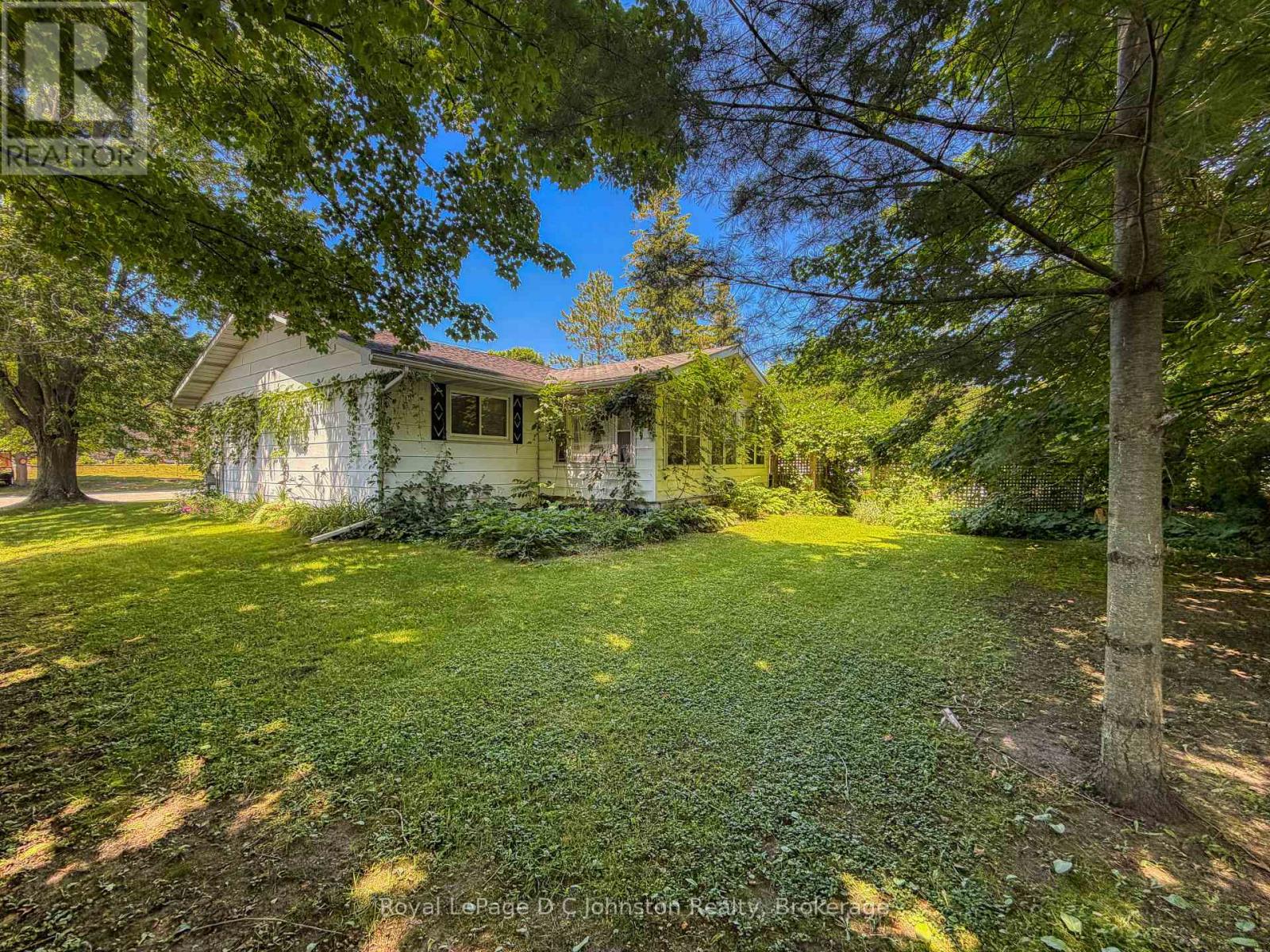 121 Edward Street, Saugeen Shores, Ontario  N0H 2L0 - Photo 5 - X12976912