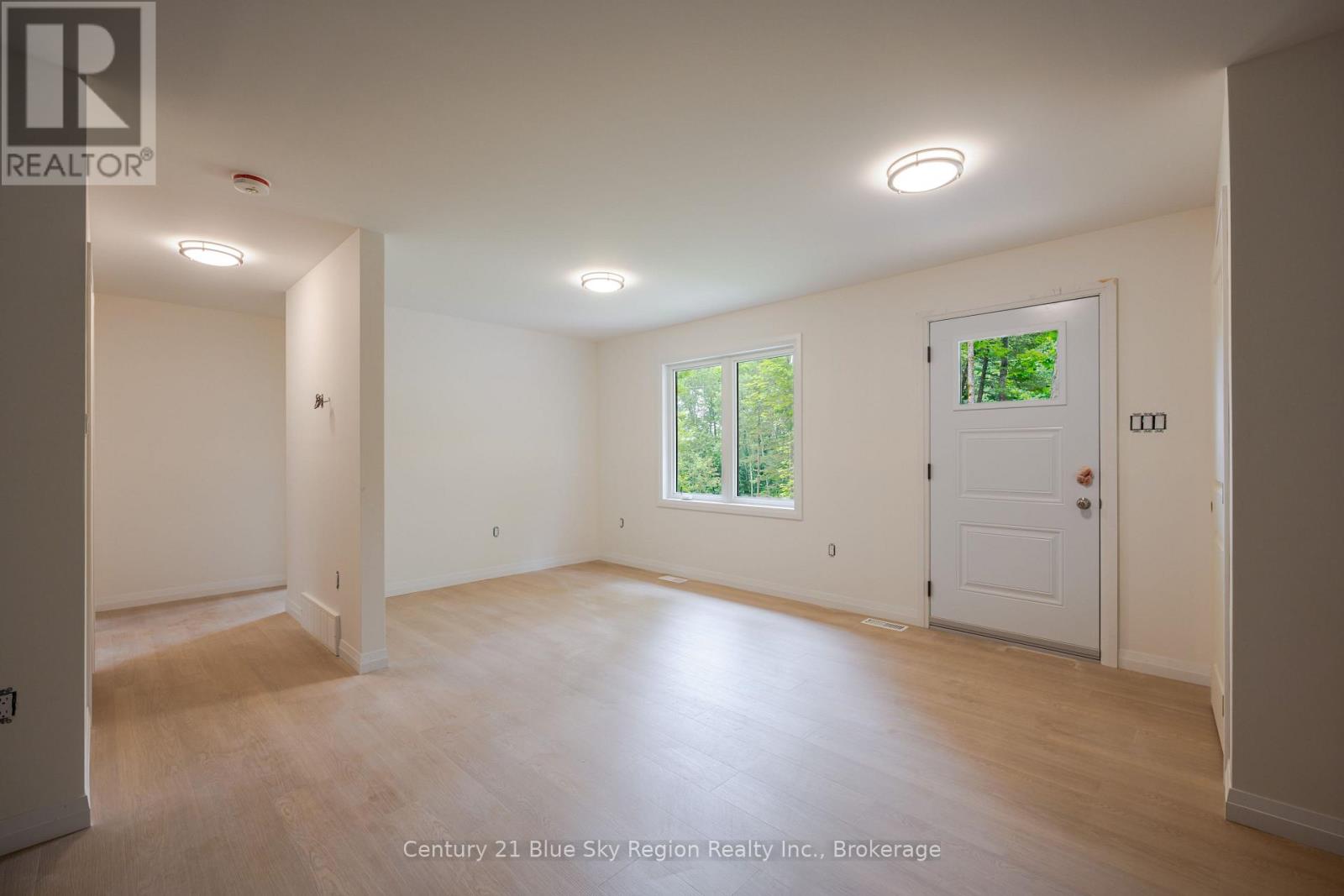 205 Greenwood Drive, Bonfield, Ontario  P0H 1E0 - Photo 3 - X13528624