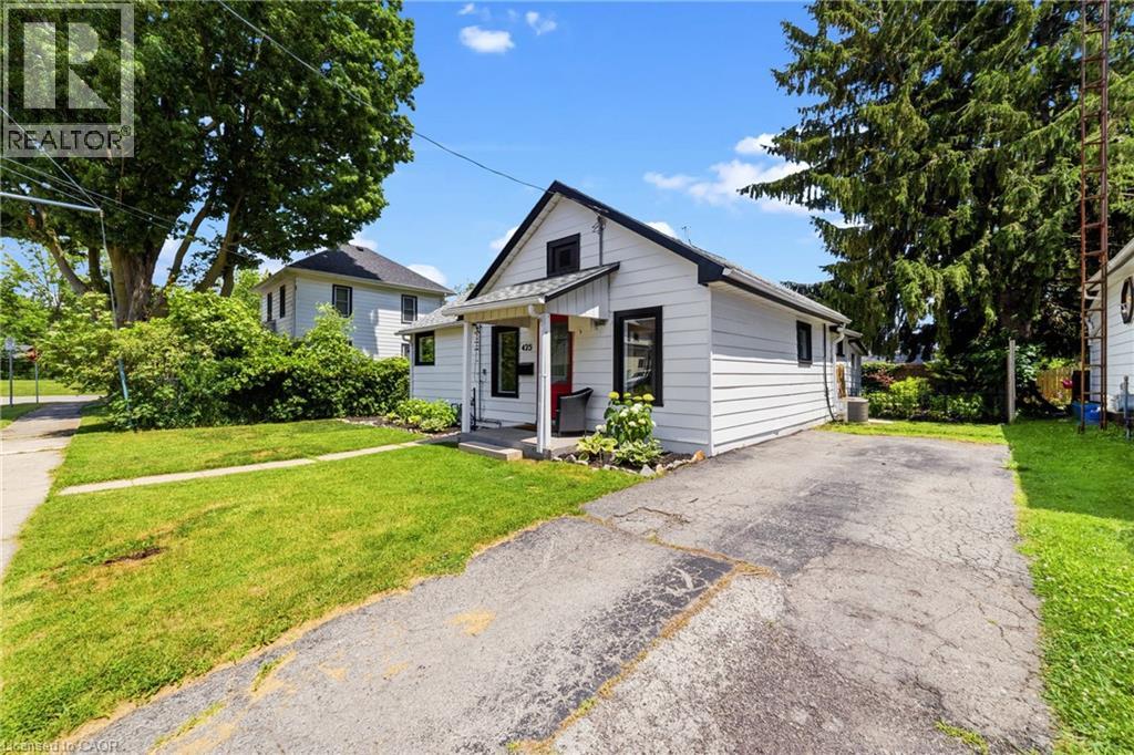425 Ross Avenue, Dunnville, Ontario  N1A 2S2 - Photo 3 - 40845575