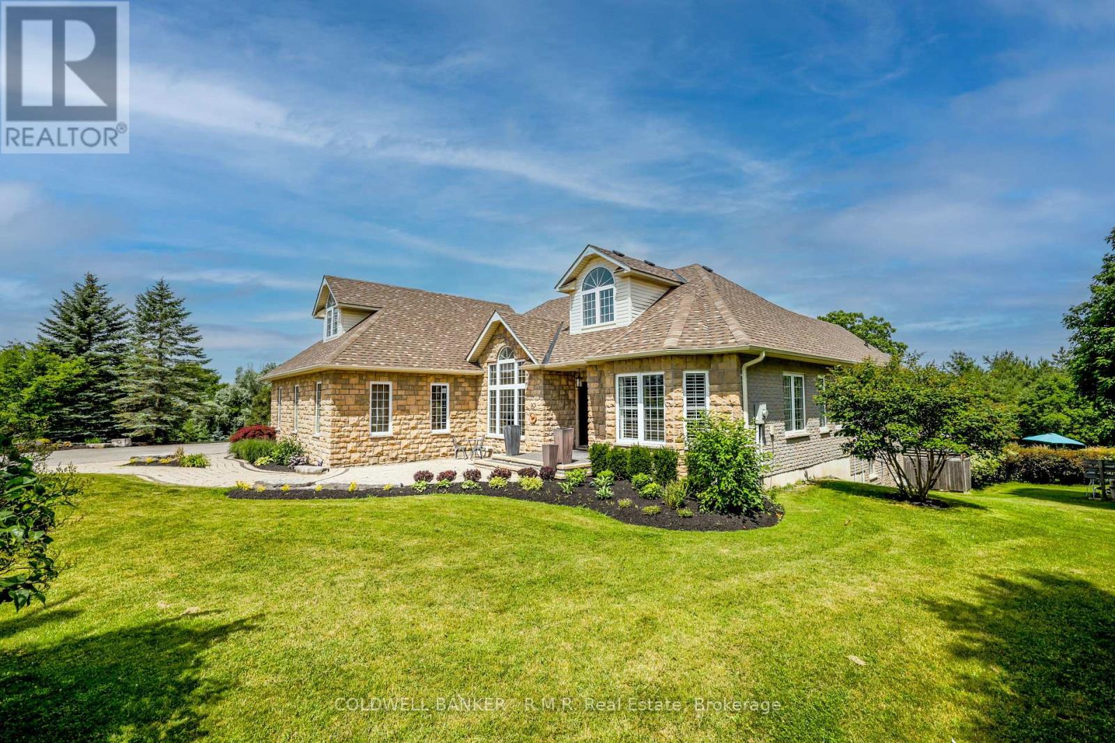 50 Venton Court, Clarington, Ontario  L1C 5E9 - Photo 2 - E13528704