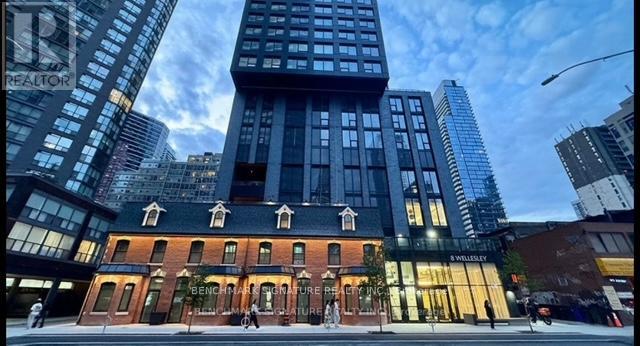 3312 - 8 Wellesley Street W, Toronto, Ontario  M4Y 0J5 - Photo 1 - C13528526