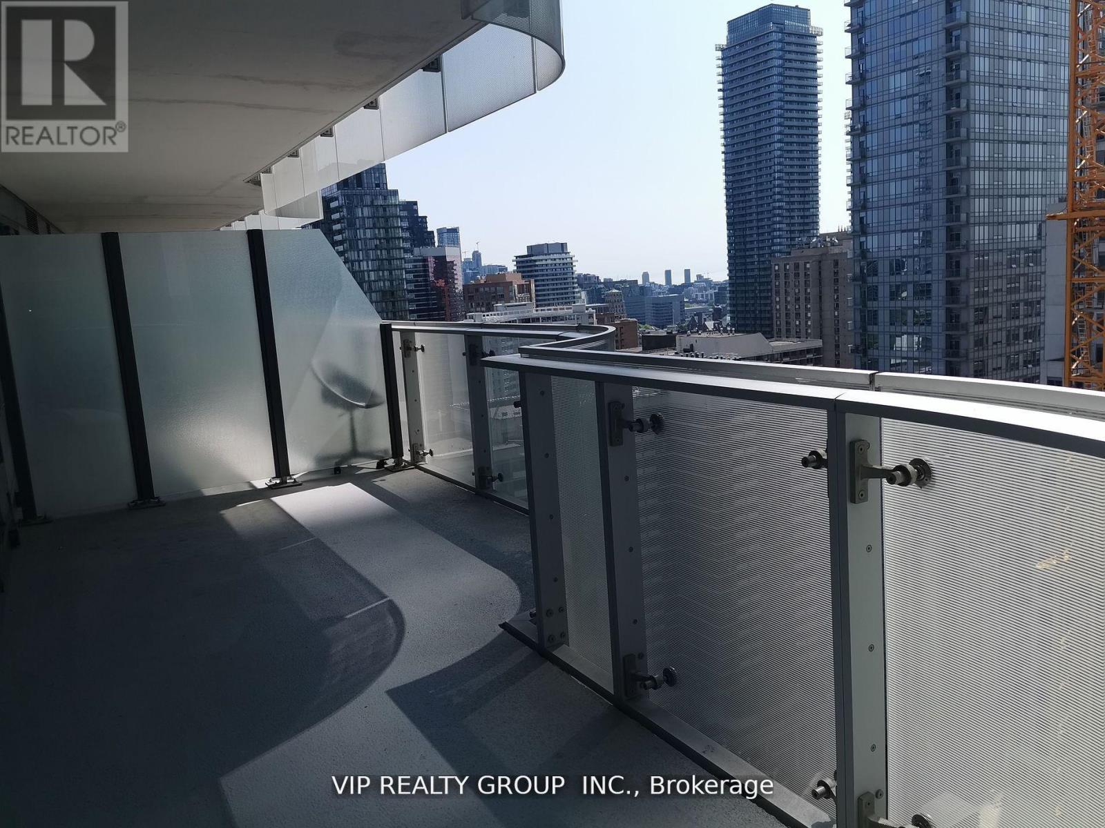 2209 - 1 Bloor Street E, Toronto, Ontario  M4W 0A8 - Photo 13 - C13528584