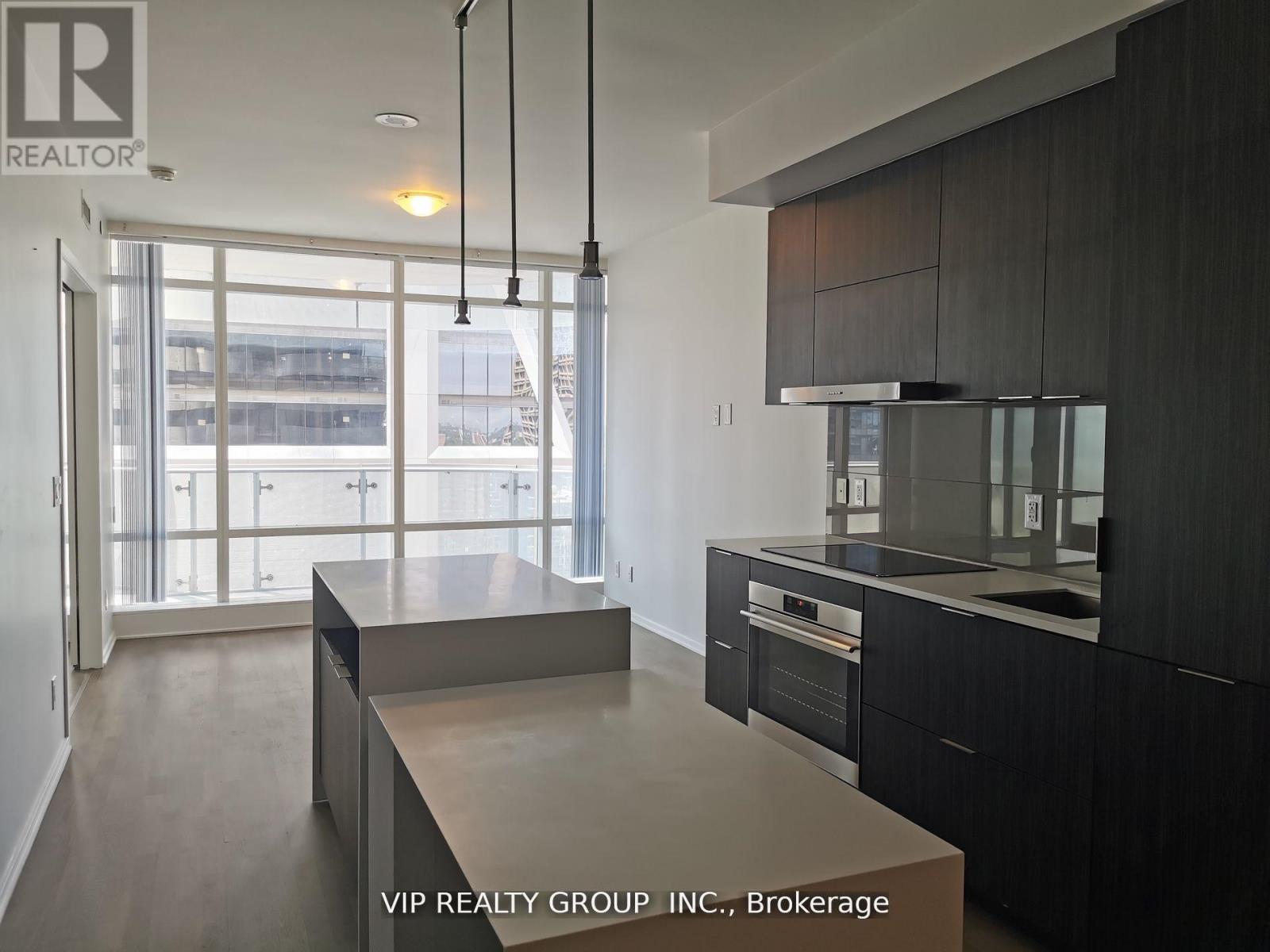 2209 - 1 Bloor Street E, Toronto, Ontario  M4W 0A8 - Photo 2 - C13528584