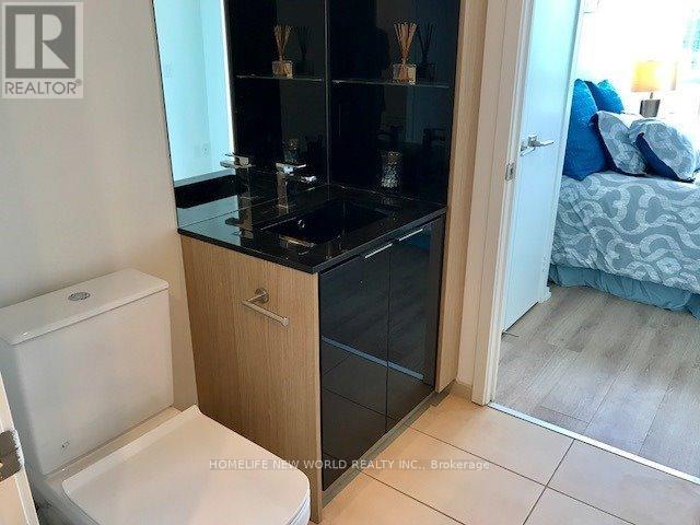 1906 - 70 Temperance Street, Toronto, Ontario  M5H 4E8 - Photo 9 - C13528640