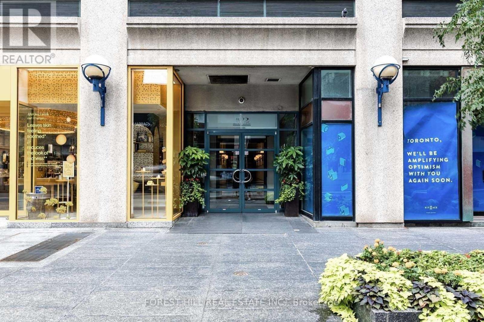 708 - 102 Bloor Street W, Toronto, Ontario  M5S 1M8 - Photo 2 - C13528644