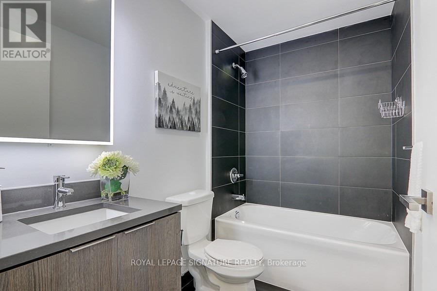 318 - 223 St Clair Avenue W, Toronto, Ontario  M4V 0A5 - Photo 7 - C13528656