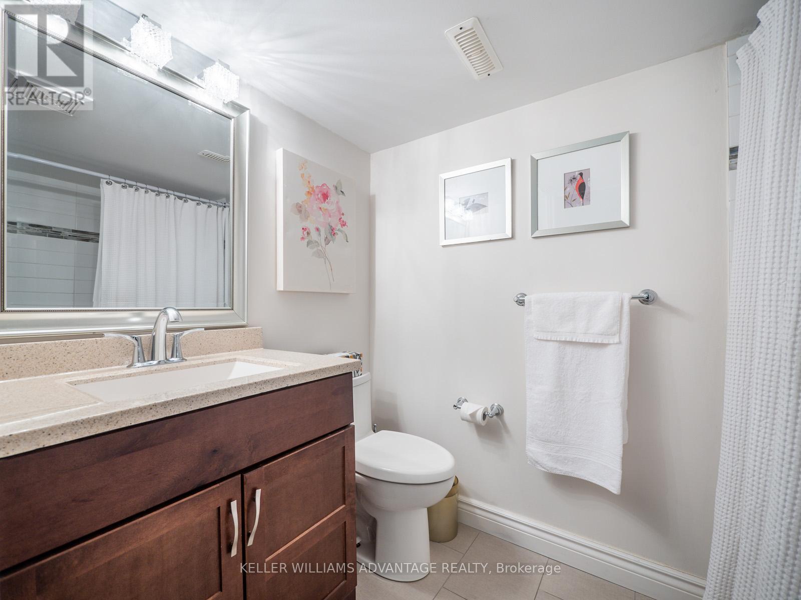 Lower - 122 Boardwalk Drive, Toronto, Ontario  M4L 3X4 - Photo 12 - E13528470