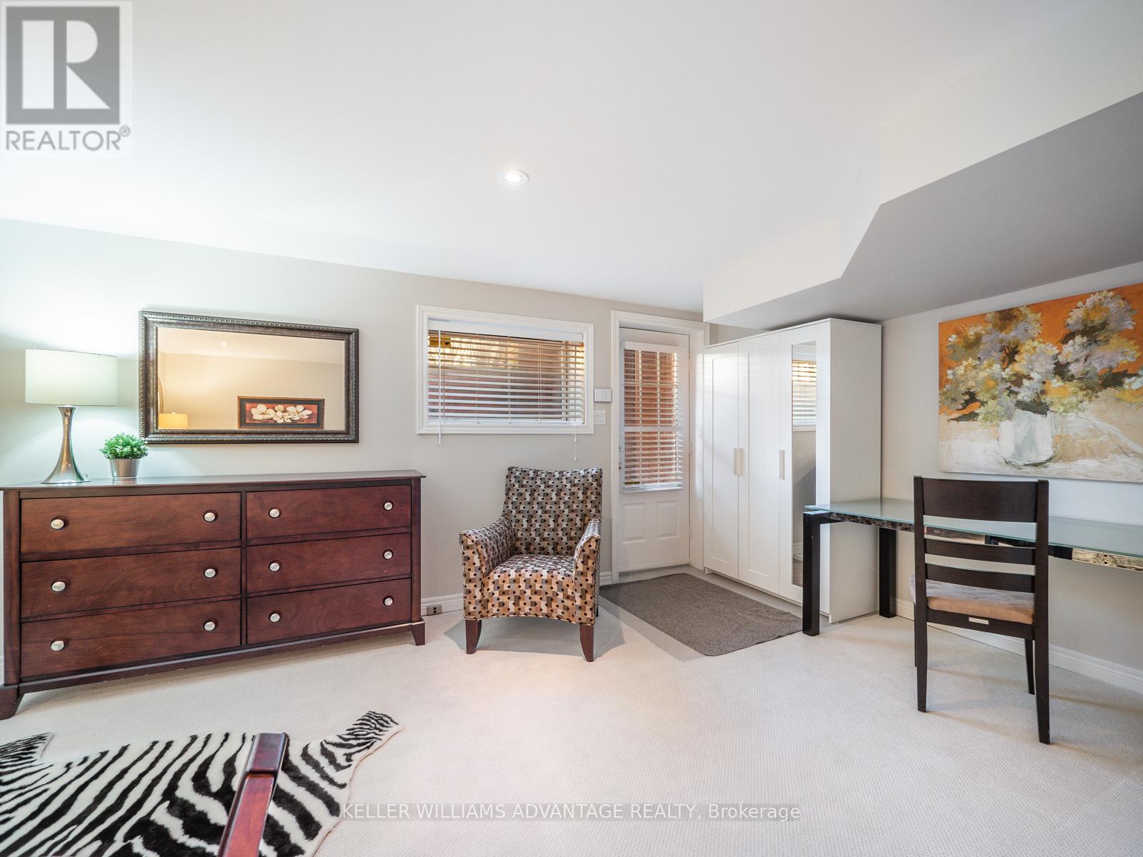 Lower - 122 Boardwalk Drive, Toronto, Ontario  M4L 3X4 - Photo 5 - E13528470