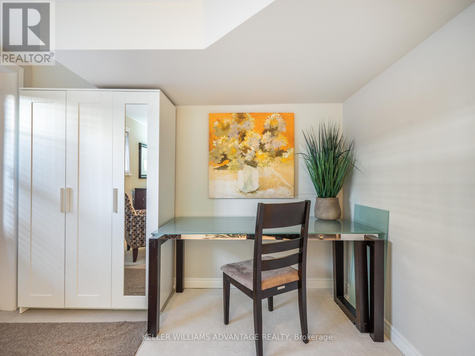 Lower - 122 Boardwalk Drive, Toronto, Ontario  M4L 3X4 - Photo 6 - E13528470