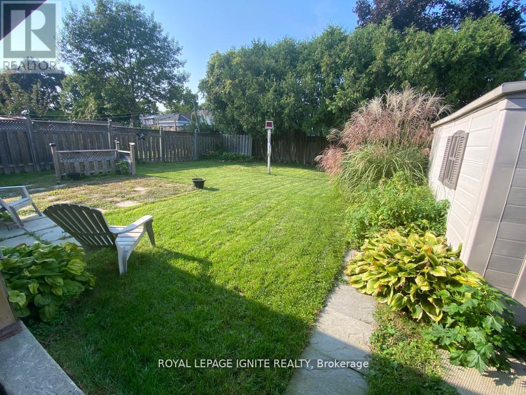 14 Sunset Road, Clarington, Ontario  L1C 2E6 - Photo 6 - E13528706