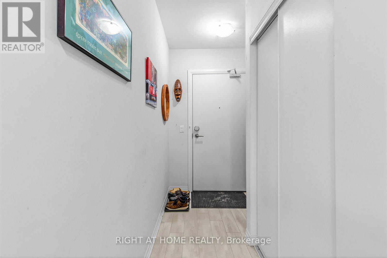 211 - 1630 Queen Street E, Toronto, Ontario  M4L 0B3 - Photo 9 - E13528772