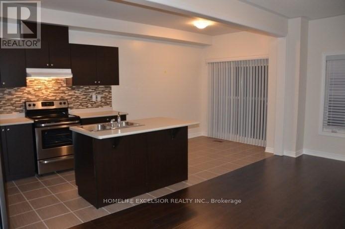 28 Black Locust Drive, Markham, Ontario  L6E 0P8 - Photo 2 - N13528420