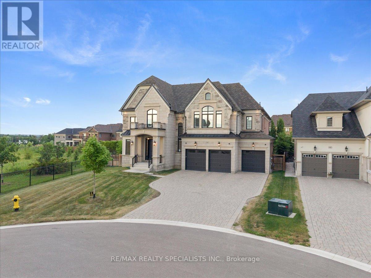 49 MARY NATASHA COURT, Vaughan, Ontario
