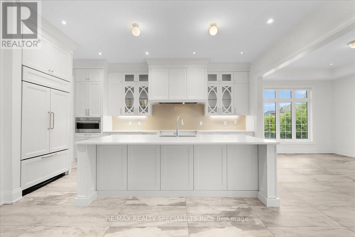 49 Mary Natasha Court, Vaughan, Ontario  L4H 4N6 - Photo 13 - N13528432